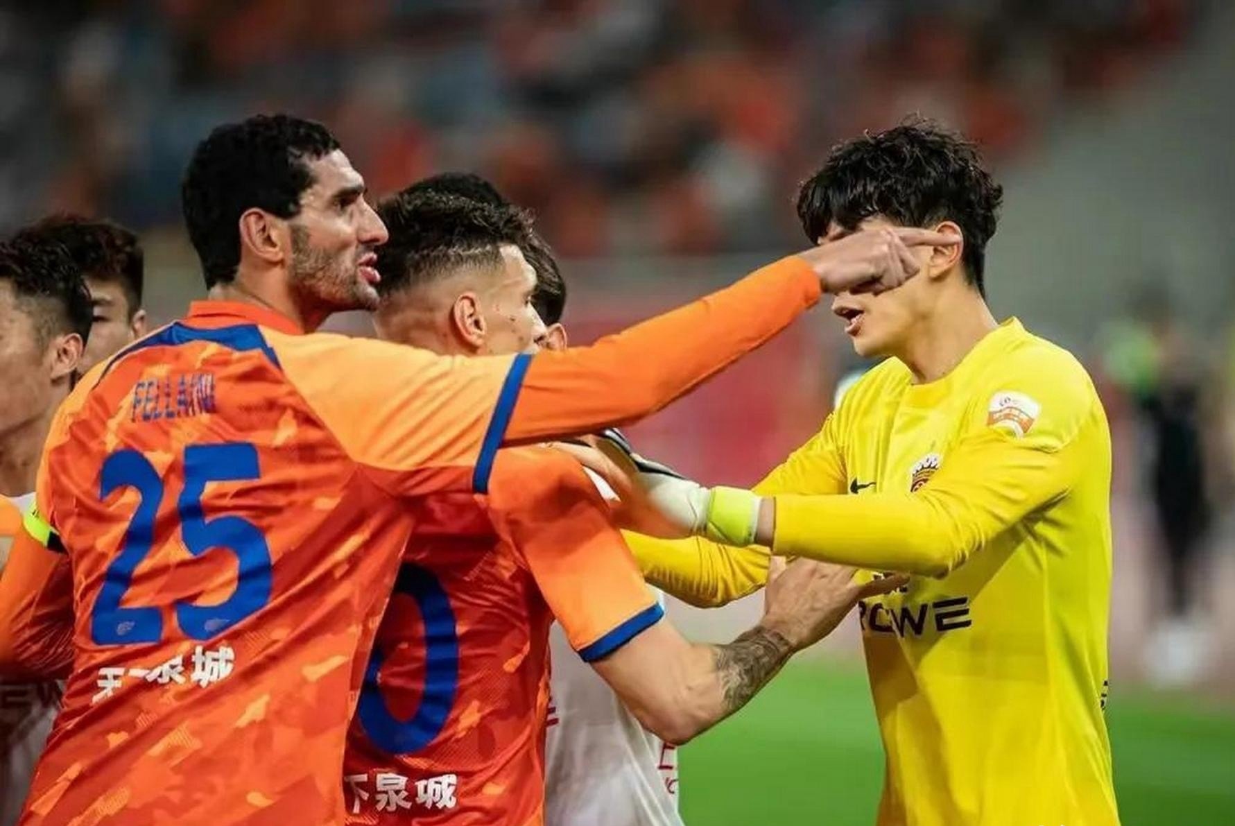 爱游戏官网-包含意甲赛前再迎强敌；埃因霍温绝杀压哨；主帅态度：话题不断；资深球员宣示担当的词条