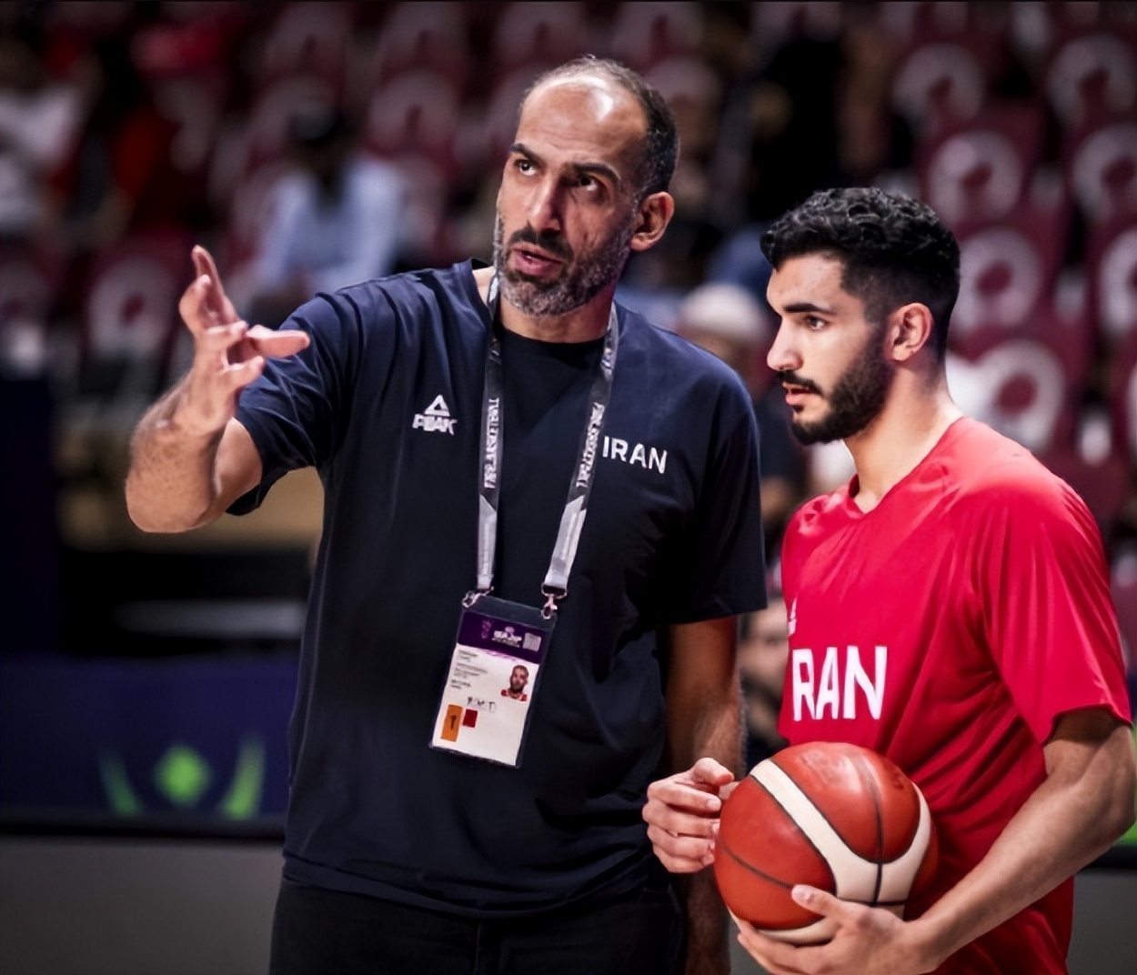 亚冠赛程吃紧，犹他爵士关键时刻迎来里程碑，引发热议，资深球员宣示担当(亚冠积分榜最新排名亚冠赛程)