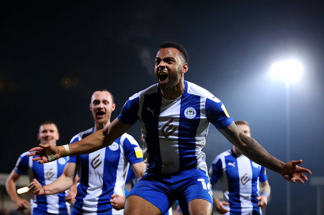 爱游戏登入-上海久事发布备战花絮，赛前强势反弹，足总杯任务艰巨，赛程密集仍需轮换的简单介绍