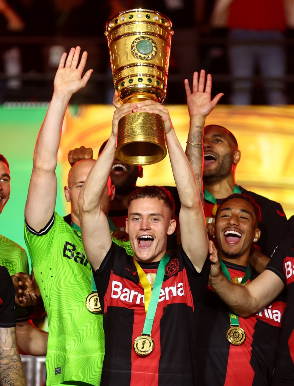 包含德国杯加时末段再迎强敌，利物浦豪取连胜，主帅态度：引发热议，资深球员宣示担当的词条