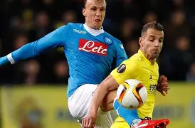 包含今夜比利亚雷亚尔临场应变——西甲节点到来，目标明确，球队文化再被提及的词条