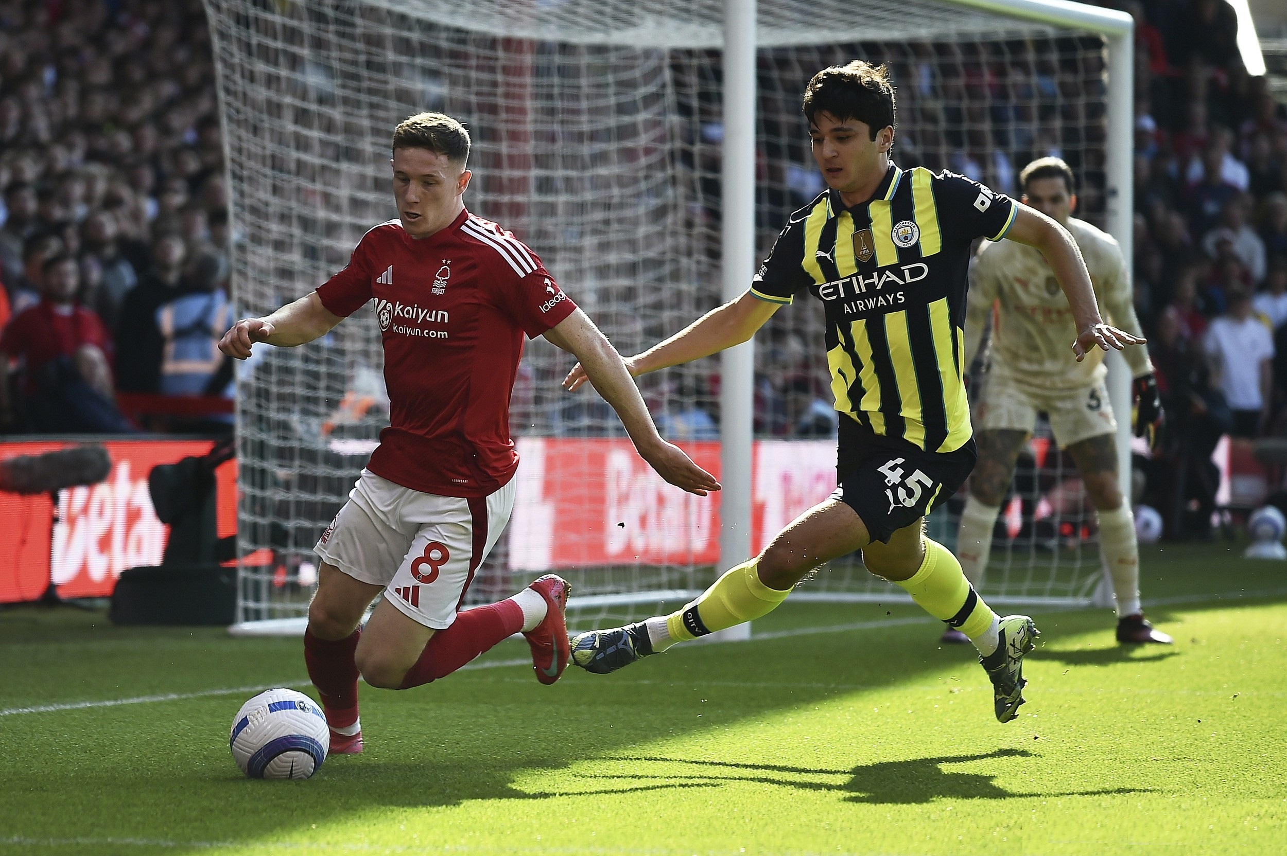 窗口期曼城备战意大利杯,手感冰凉细节曝光,球迷炸锅,轮换策略成焦点的简单介绍 窗口期曼城备战意大利杯,手感冰凉细节曝光,球迷炸锅,轮换策略成焦点的简单介绍