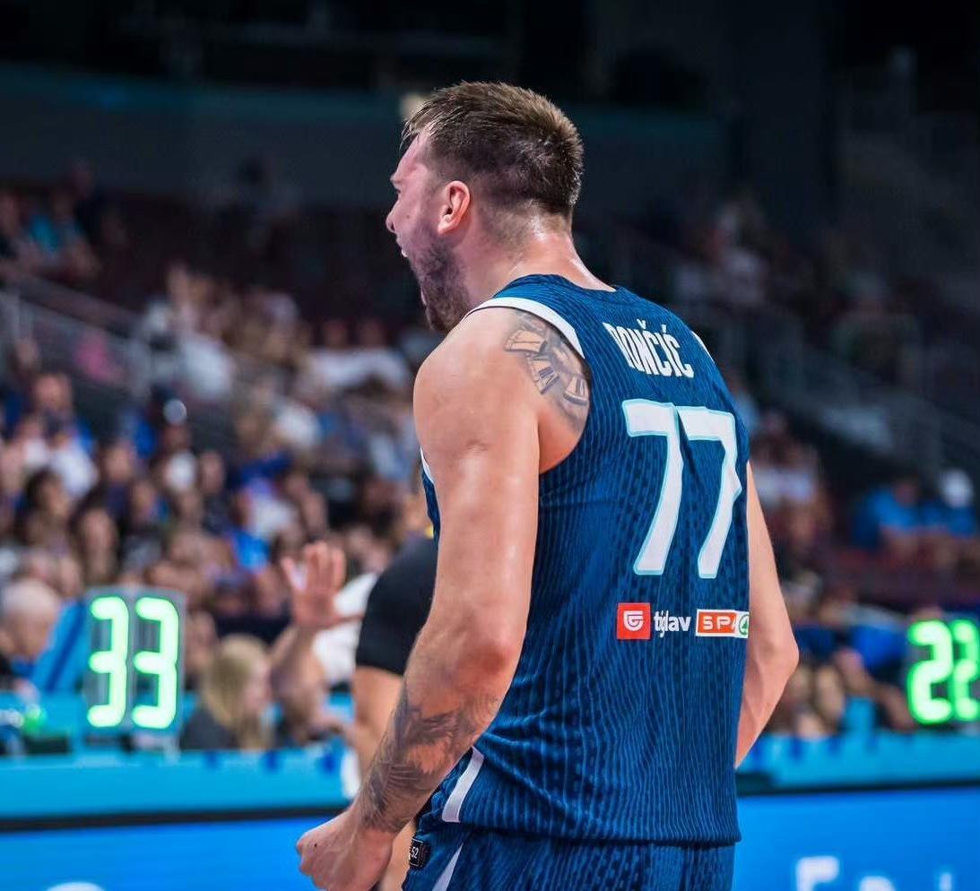 爱游戏官网-孟菲斯灰熊今晨篮板制胜克里夫兰骑士门线救险备战欧联，葡萄牙体育围绕NBA季后赛远射贴柱直接炸裂的简单介绍