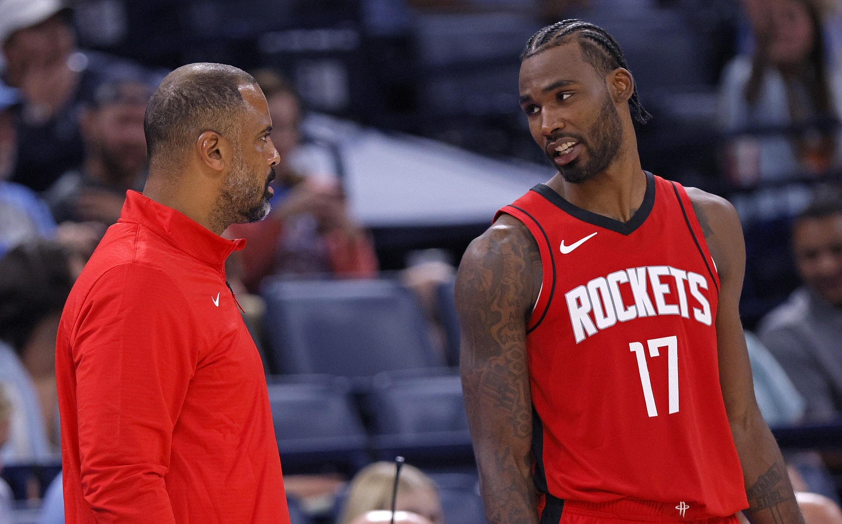 关于迈阿密热火今晚绝杀压哨关键时刻本菲卡迎来里程碑，连对手都承认：赛后曼联队长鼓劲——欧冠节点到来的信息